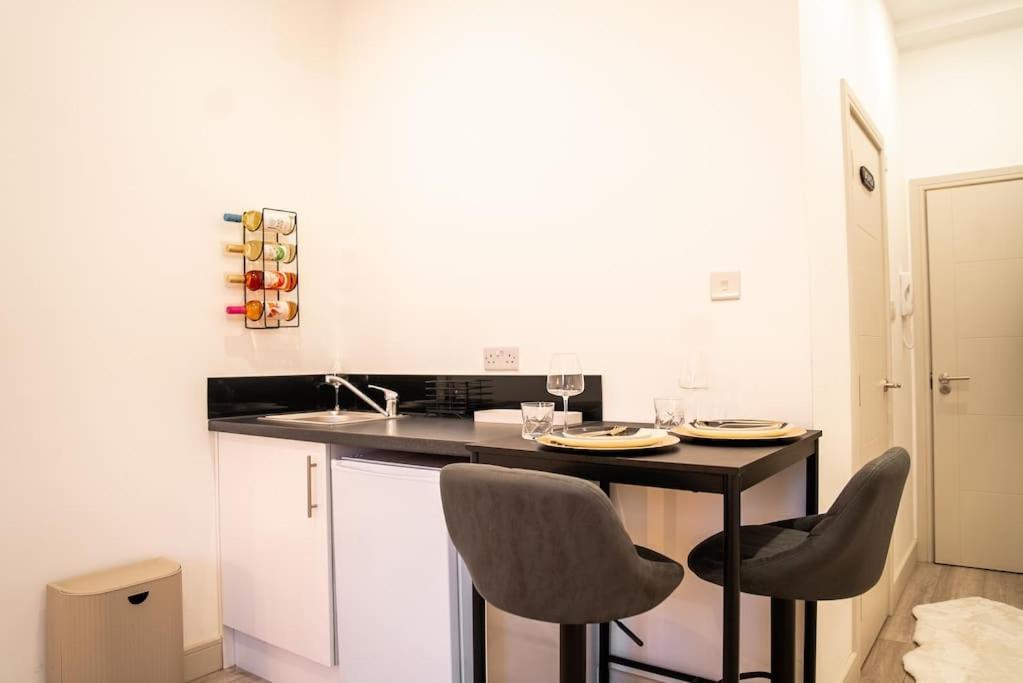 Five Star Boutique Studio Flat In London Eksteriør bilde